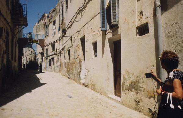 Image 13 - Pèlerinage de <em>Lag ba-Omer</em>, mai 1996, Djerba, Tunisie<br/>Retour à Tunis